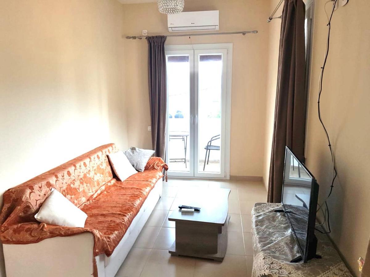 Votsalo Pool Apts Kalami  Luaran gambar